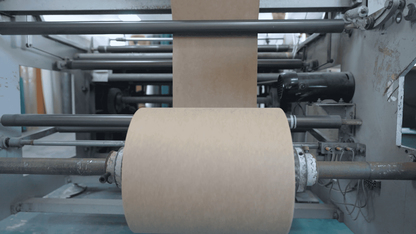 Kraft Paper: From Forest to Fingertips — Tough and Eco-Friendly