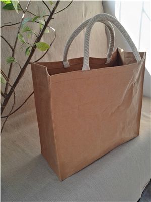 Washable kraft paper shopping bag